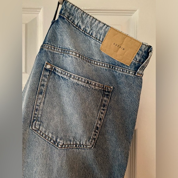 Baggy Low Waist Jeans - Picture 2 of 3
